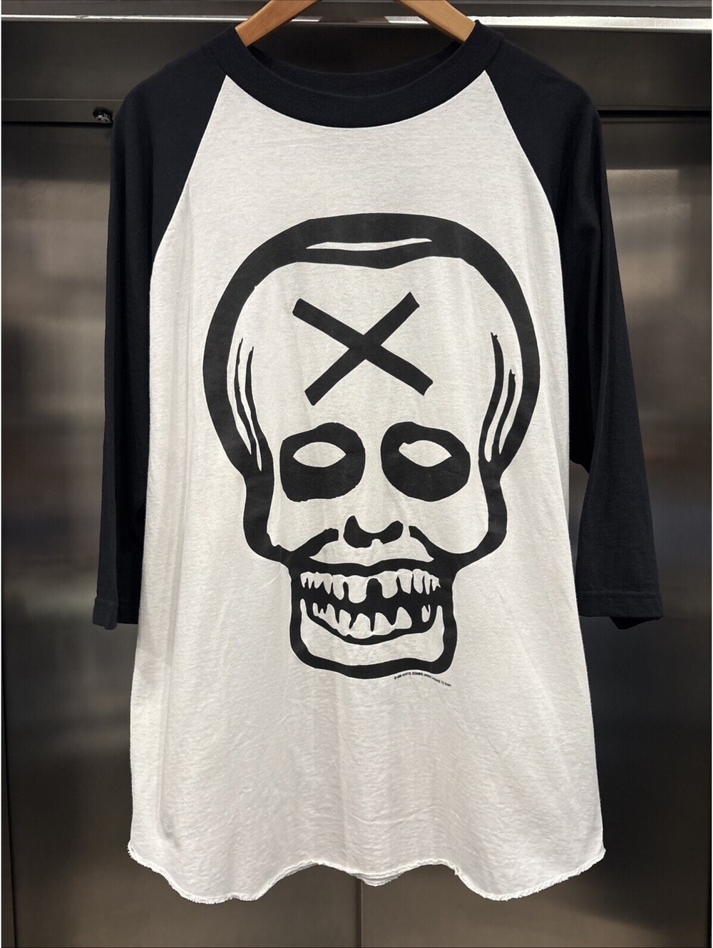 Vintage 1995 White Zombie Skull Graphic Raglan Shirt Sz XL